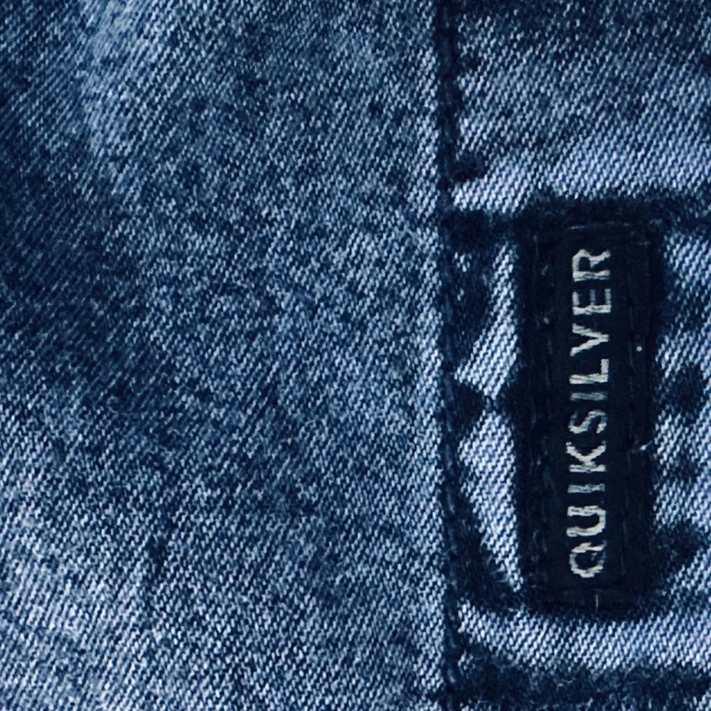 Quiksilver Men's Short Sleeve Denim Blue Chambray Button-Up Shirt Modern Fit XXL